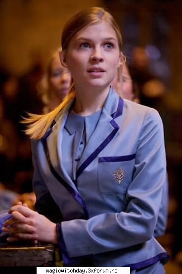 Clemence Poesy - Ea e fermecatoarea Fleur.In realitate nu e chiar - ...::::Harry Potter::::...