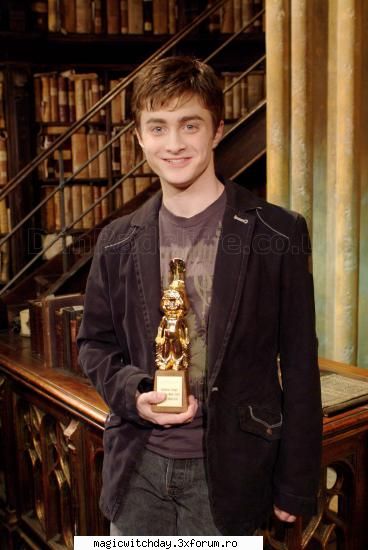 Daniel Radliffe - yo am fost prima kre a gasit poza asta sa fie - ...::::Harry Potter::::...