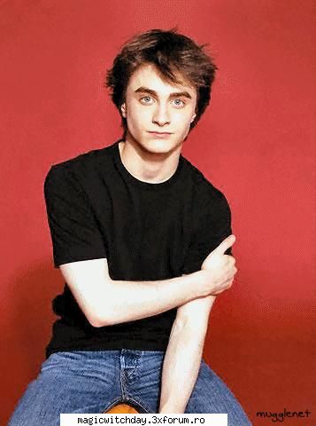 Daniel Radliffe - da' ce ti-a facut? si de ce pui poze cu witch - ...::::Harry Potter::::...